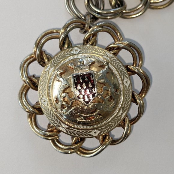 VTG GOLD TONE LARGE EUROPEAN CHARM BRACELET - Picture 3 of 13